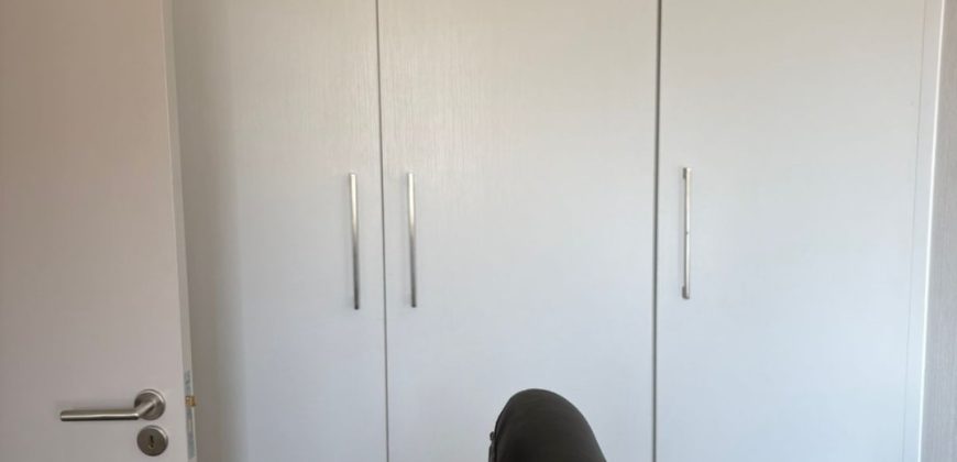 2 Bedroom apartment seeking new owners.