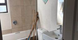 2 Bedroom apartment seeking new owners.