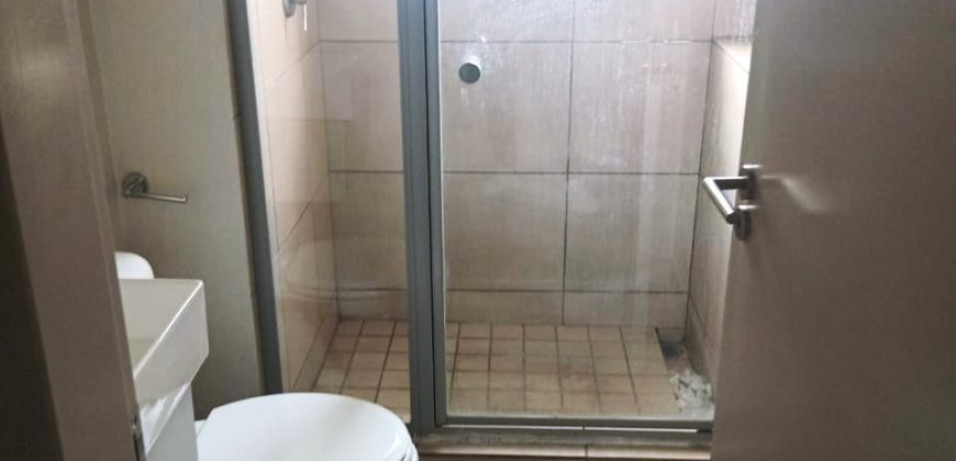 2 Bedroom apartment seeking new owners.