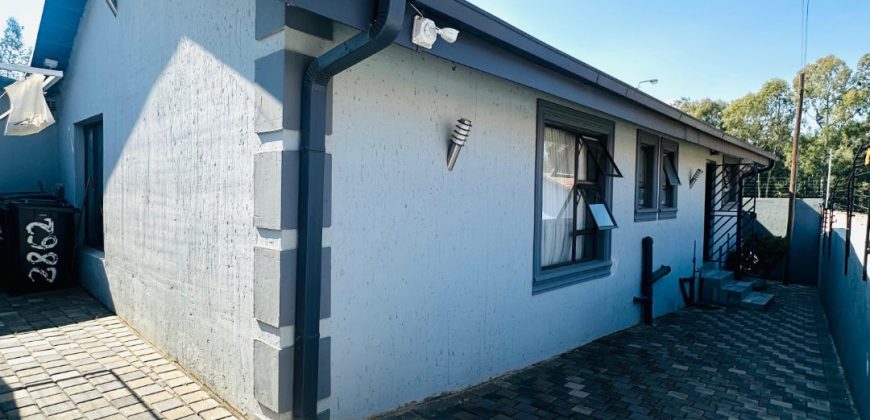 4 Bedroom home in Riverlea