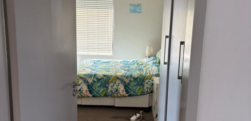 2 Bedroom apartment seeking new owners.