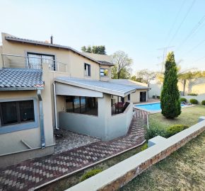 Spacious 4-Bedroom Family Home