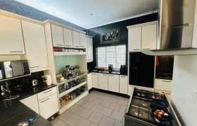 4 BEDROOM HOUSE FOR SALE