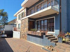 Huge five bedroom duplex in Kensington Johannesburg