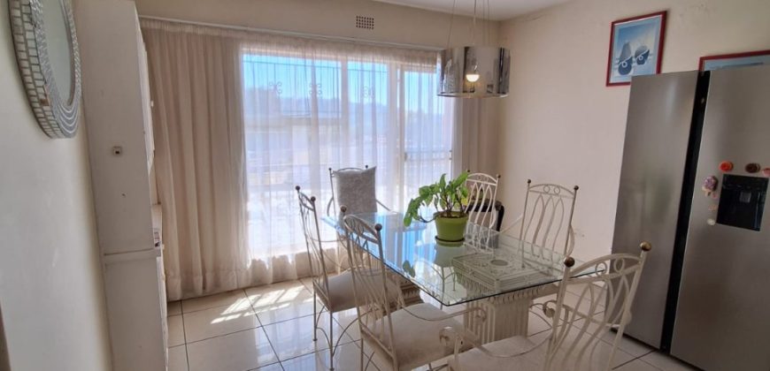 Huge five bedroom duplex in Kensington Johannesburg
