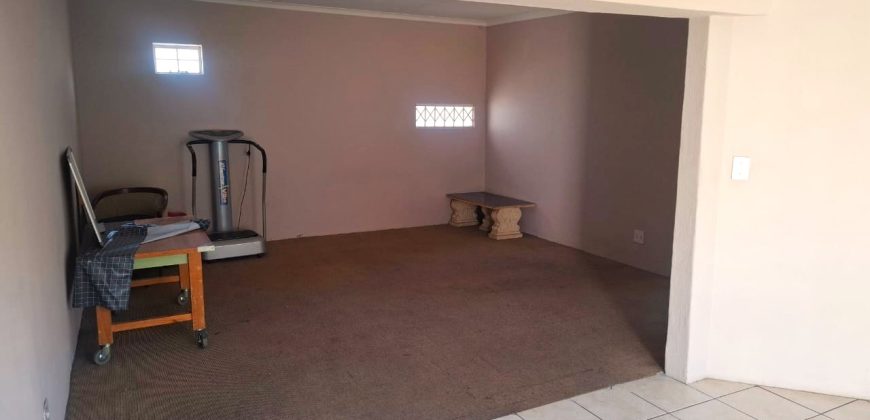 6 bedroom house for sale in Kensington