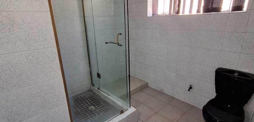 Huge five bedroom duplex in Kensington Johannesburg