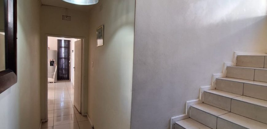 Huge five bedroom duplex in Kensington Johannesburg