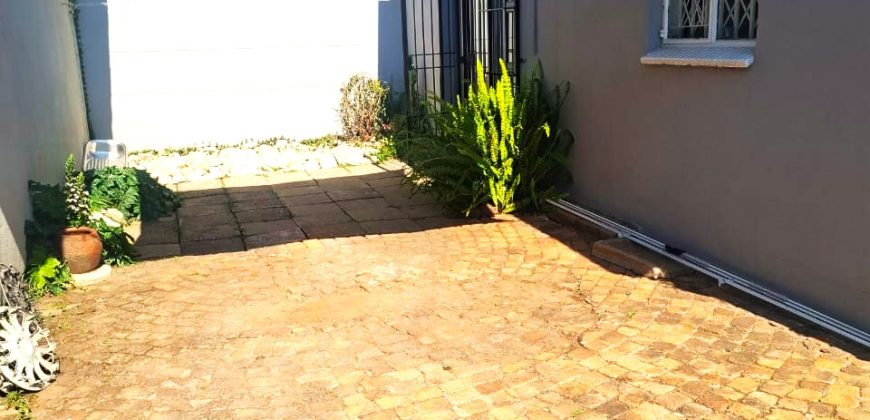 6 bedroom house for sale in Kensington