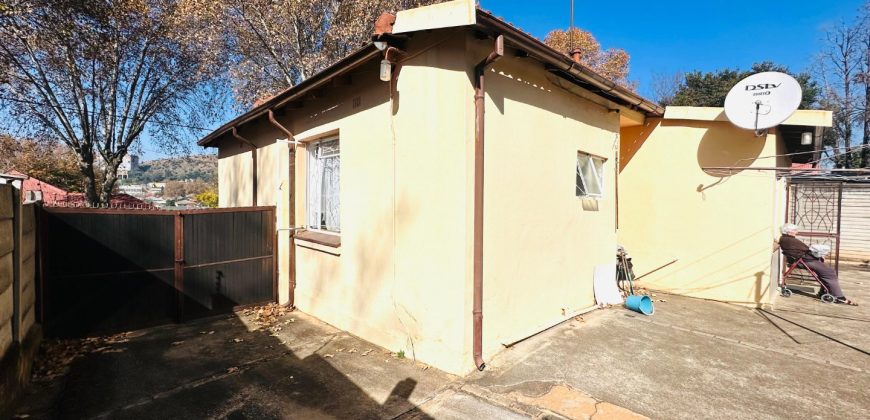 3 Bedroom home welcoming you through its doors.