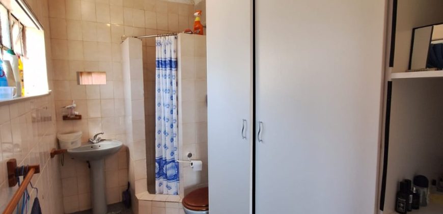 Huge five bedroom duplex in Kensington Johannesburg