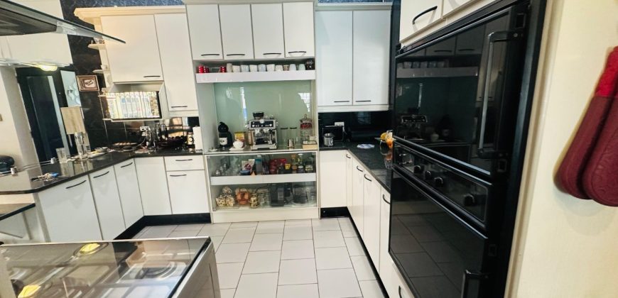4 BEDROOM HOUSE FOR SALE