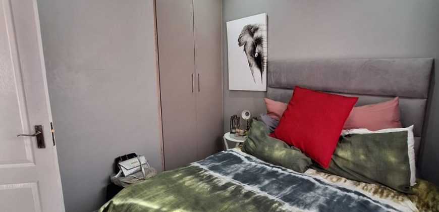 Huge five bedroom duplex in Kensington Johannesburg