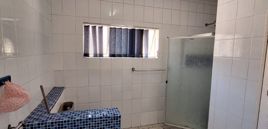 Huge five bedroom duplex in Kensington Johannesburg