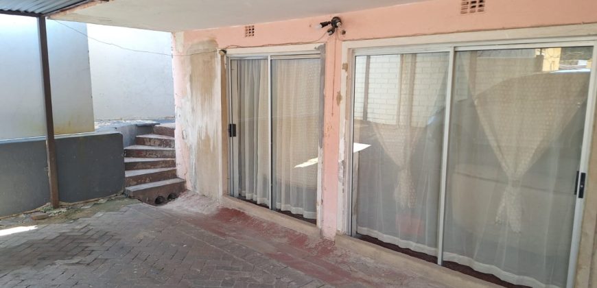 Huge five bedroom duplex in Kensington Johannesburg