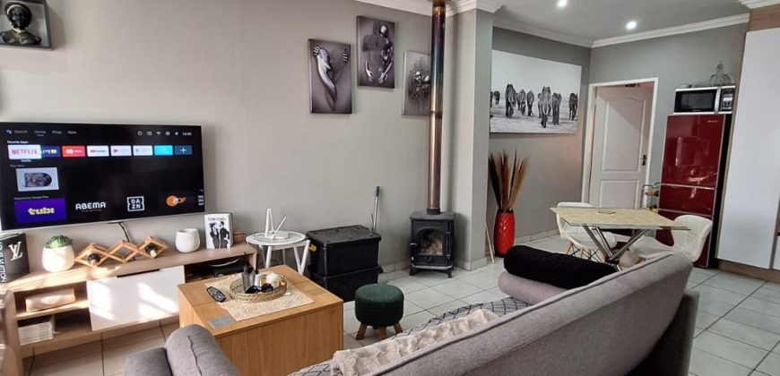 Huge five bedroom duplex in Kensington Johannesburg