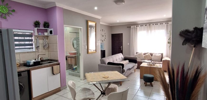 Huge five bedroom duplex in Kensington Johannesburg