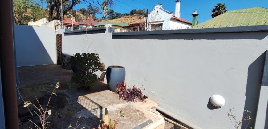 Huge five bedroom duplex in Kensington Johannesburg