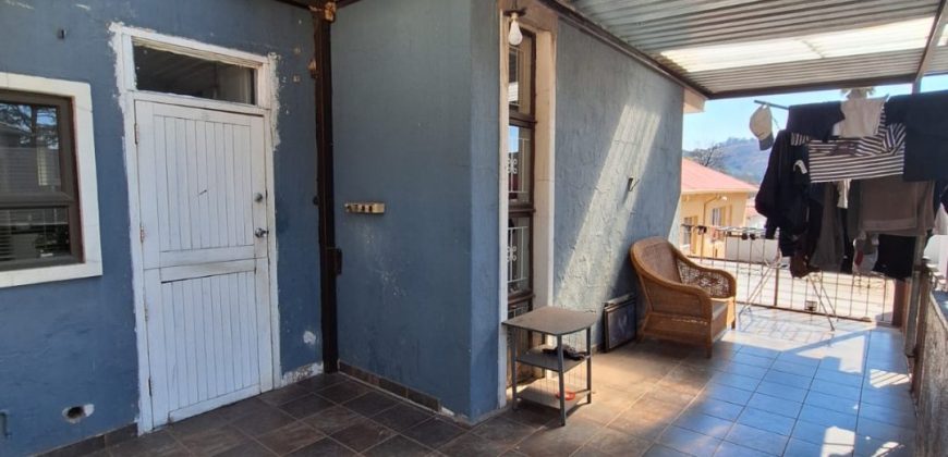 Huge five bedroom duplex in Kensington Johannesburg