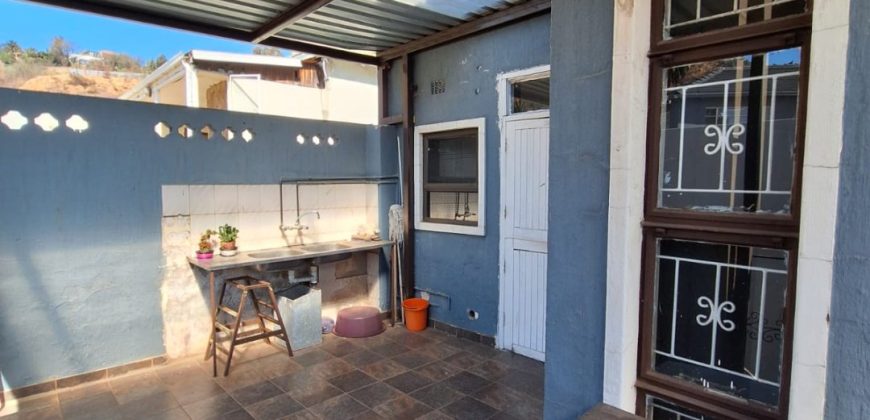 Huge five bedroom duplex in Kensington Johannesburg