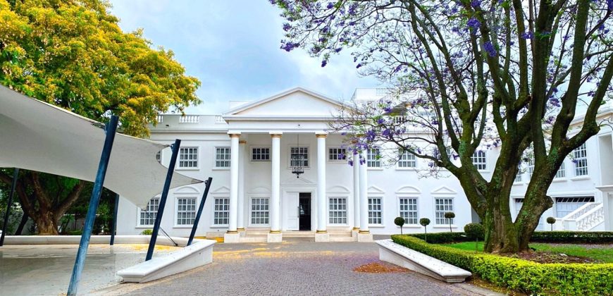 The White House facility is second to none it’s an Experience unparalleled luxury and style in a home that defines contemporary elegance.