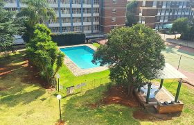Modern and well maintained 1.5 bedroom apartment.