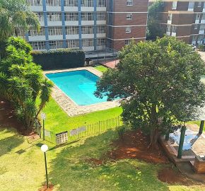 Modern and well maintained 1.5 bedroom apartment.
