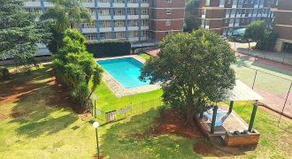 Modern and well maintained 1.5 bedroom apartment.