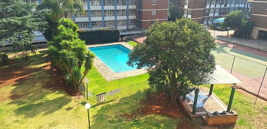 Modern and well maintained 1.5 bedroom apartment.