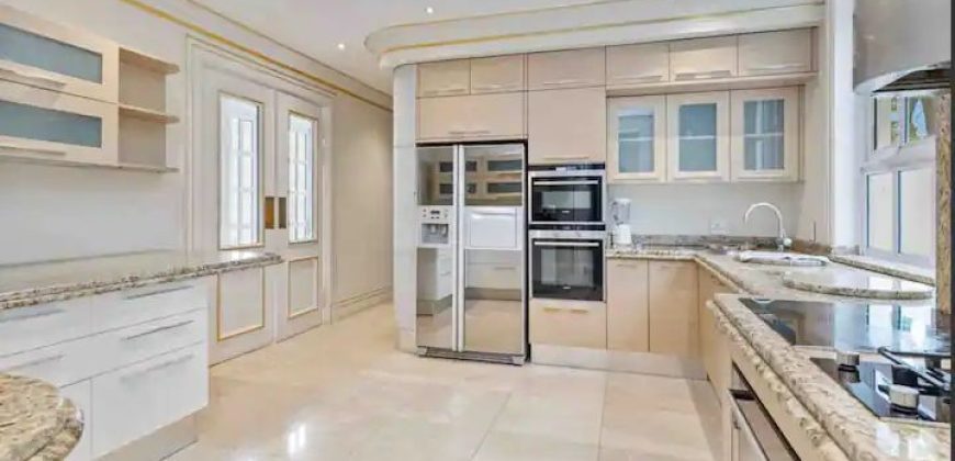 The White House facility is second to none it’s an Experience unparalleled luxury and style in a home that defines contemporary elegance.