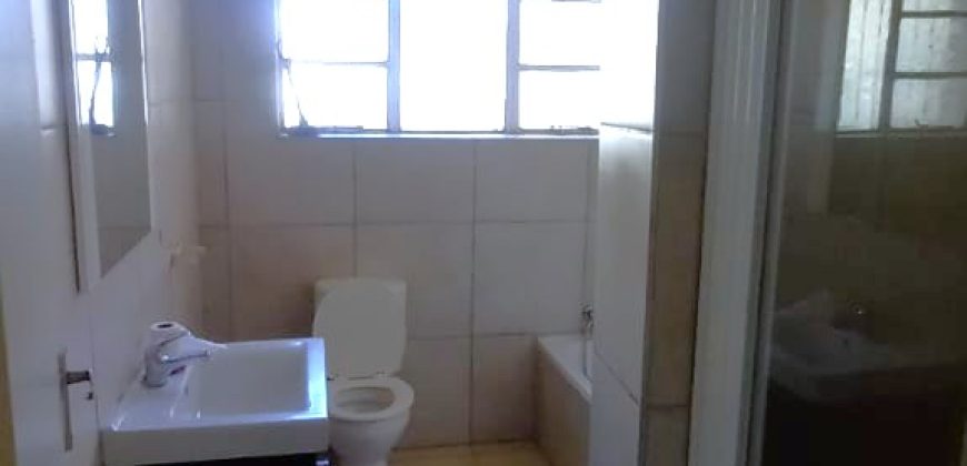 6 Bedroom family home with income cottages