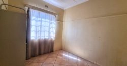 3-Bedroom House with 2 outside rooms