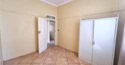 3-Bedroom House with 2 outside rooms