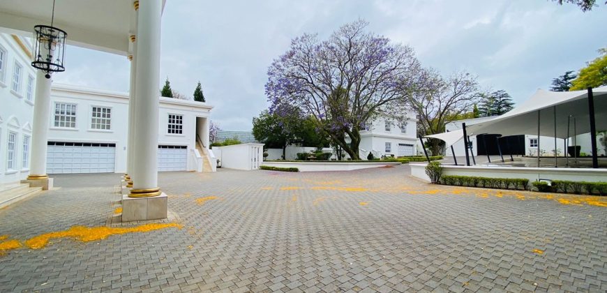 The White House facility is second to none it’s an Experience unparalleled luxury and style in a home that defines contemporary elegance.