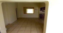 6 Bedroom family home with income cottages