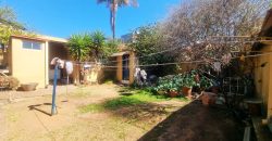 3-Bedroom House with 2 outside rooms