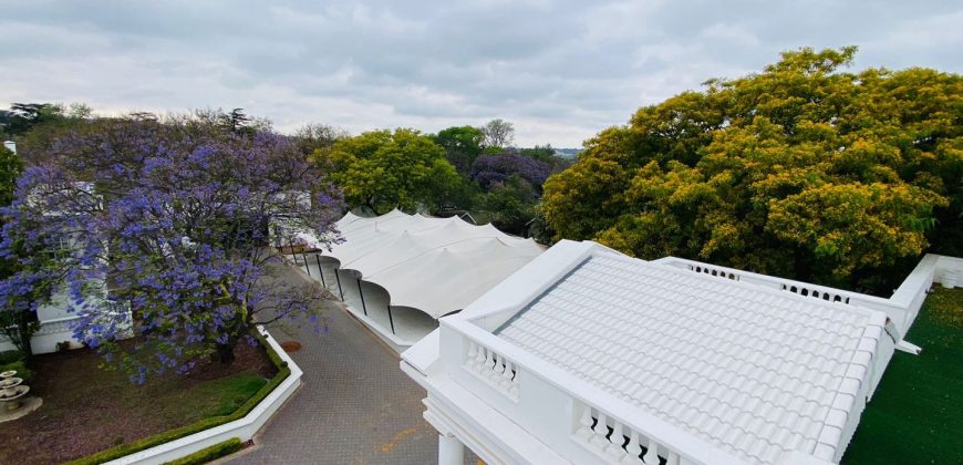 The White House facility is second to none it’s an Experience unparalleled luxury and style in a home that defines contemporary elegance.