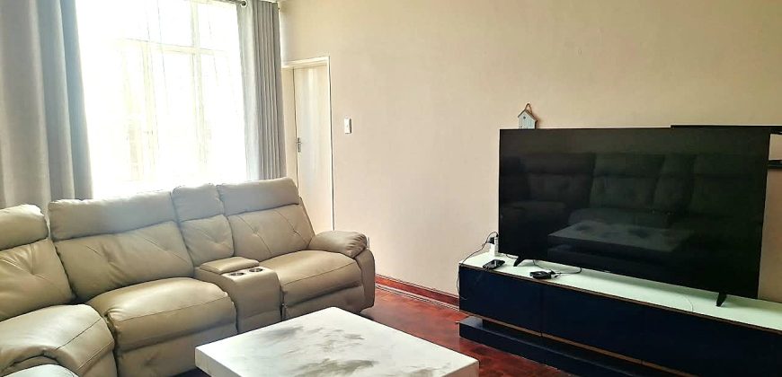 Modern and well maintained 1.5 bedroom apartment.