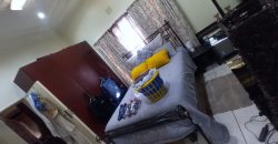 6 Bedroom family home with income cottages