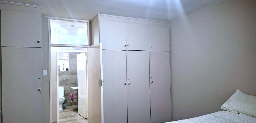 Modern and well maintained 1.5 bedroom apartment.