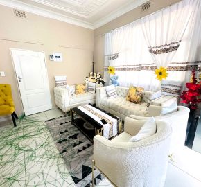 Amazing home in Kensington with income potential