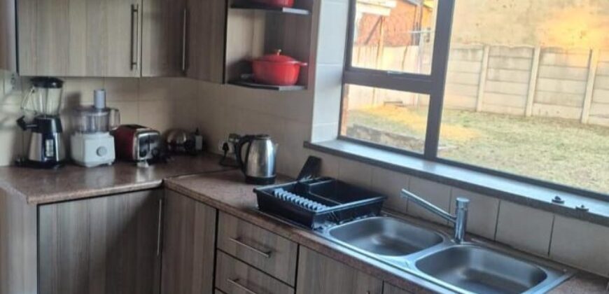 Spacious Family Home with Additional Cottages in Tedstoneville, Germiston