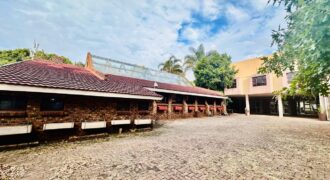 A guest house that is looking for business minded people