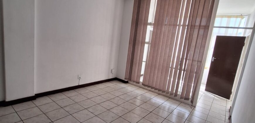 Smart 2 Bedroom Apartment in Symhurst