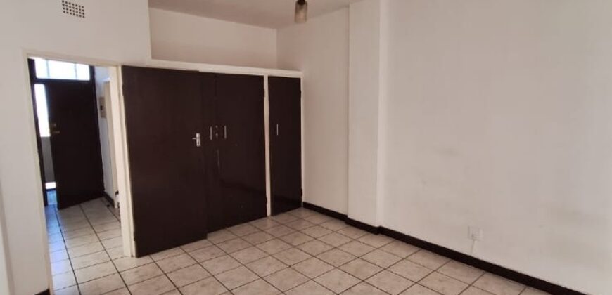 Smart 2 Bedroom Apartment in Symhurst