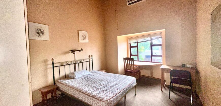A guest house that is looking for business minded people