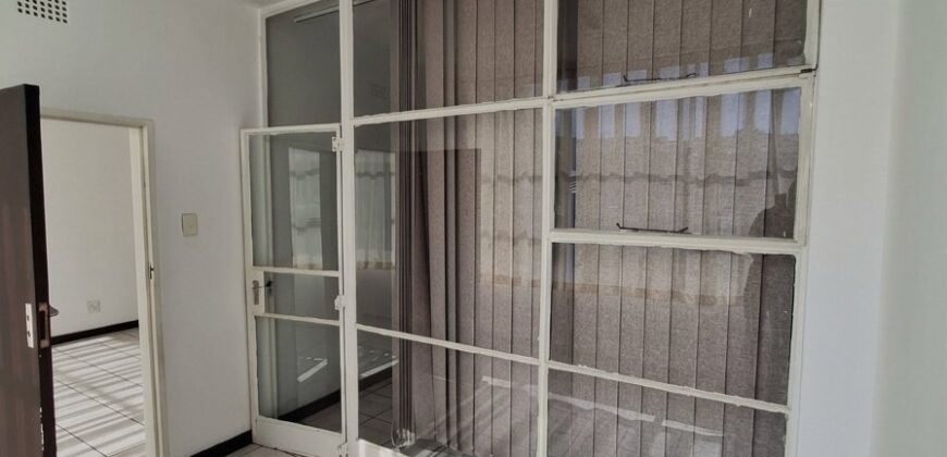 Smart 2 Bedroom Apartment in Symhurst