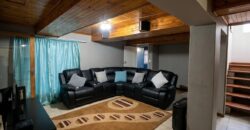 Spacious Property with Multiple Cottages in Kensington