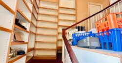 A guest house that is looking for business minded people