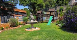 Spacious family home with a separate cottage in Cyrildene
